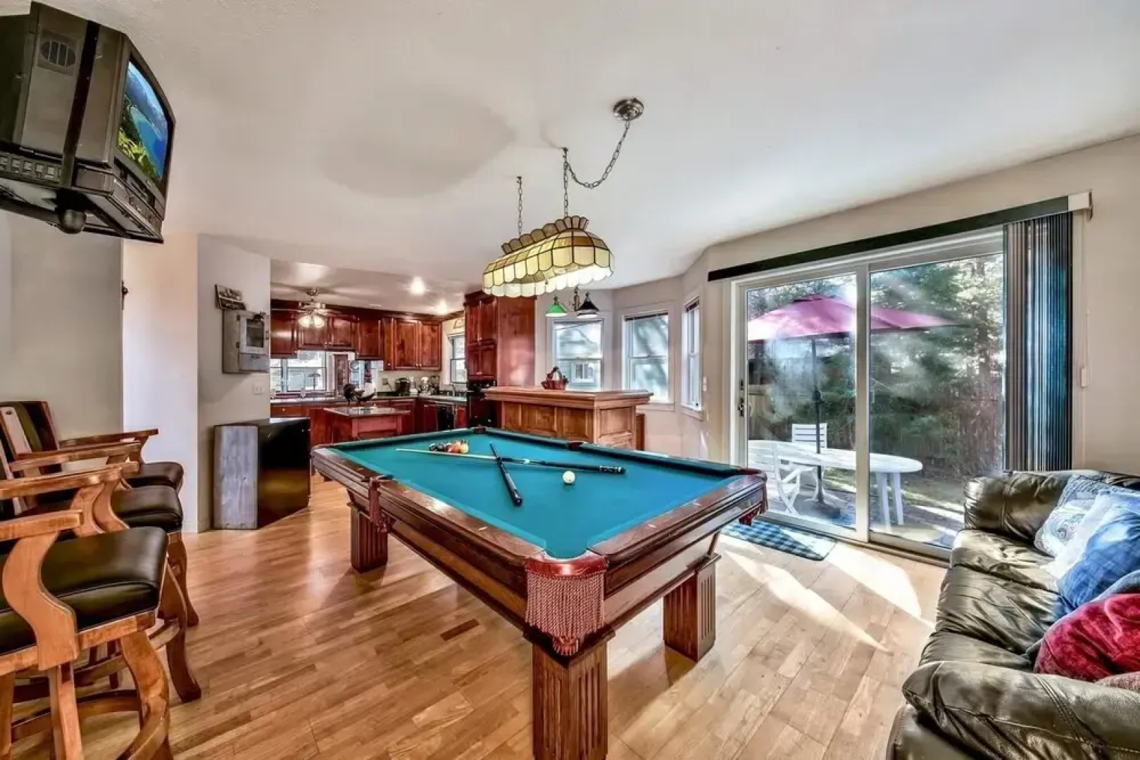 1624p The Player Cabin 3 Bedroom Home by Redawning