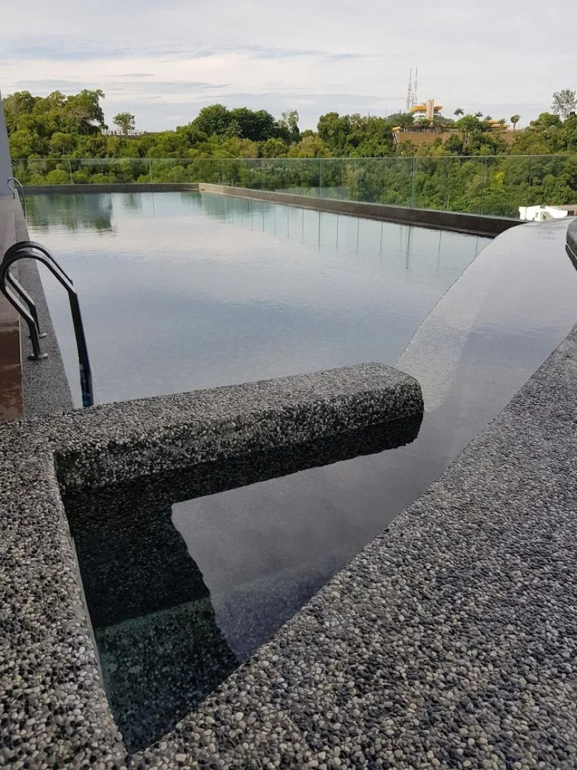 Executive Seaview at Icon Residence