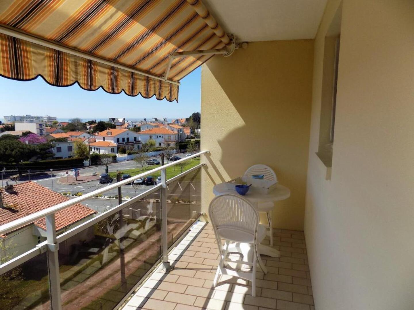 Royan - APPARTEMENT VUE MER - proximité plage et parking privatif