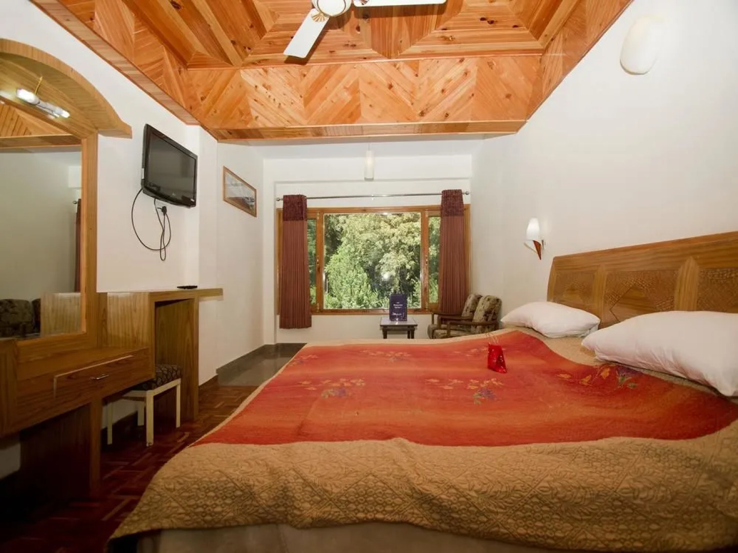 OYO 1537 Hotel Highland