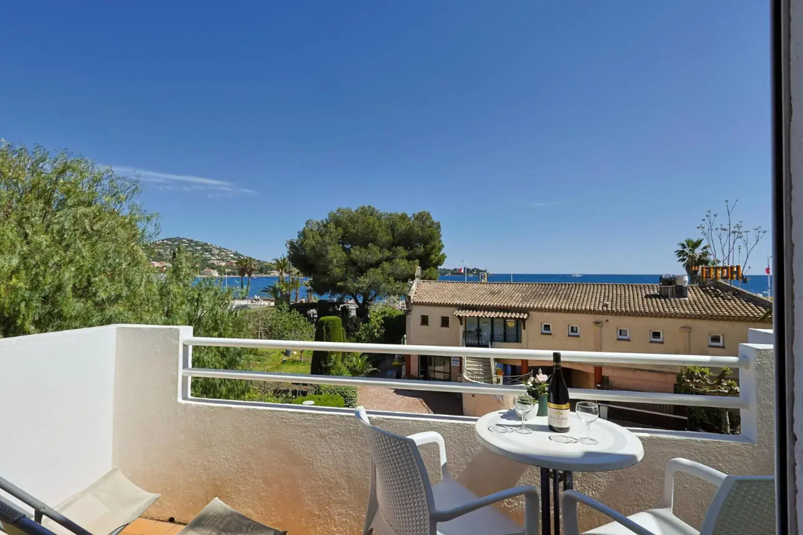 Logis Hotel l'Esterella