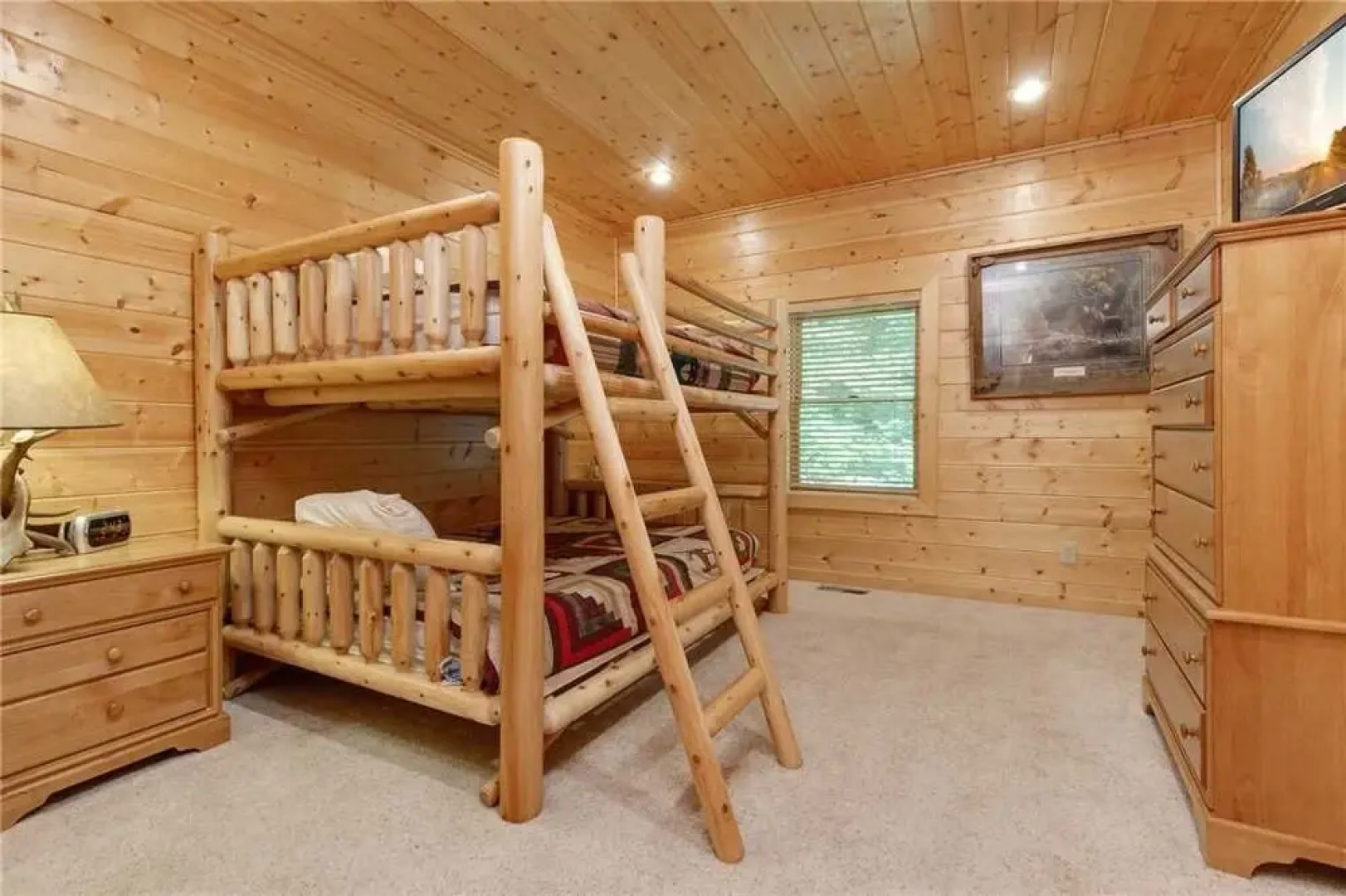 Changes in Latitude 4 Bedroom Home with Hot Tub