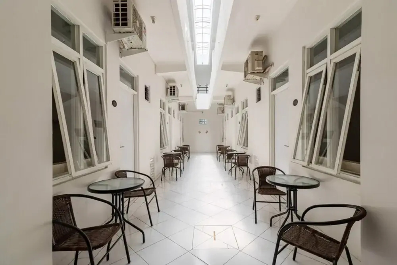 RedDoorz Syariah @ Wisma Arya 2