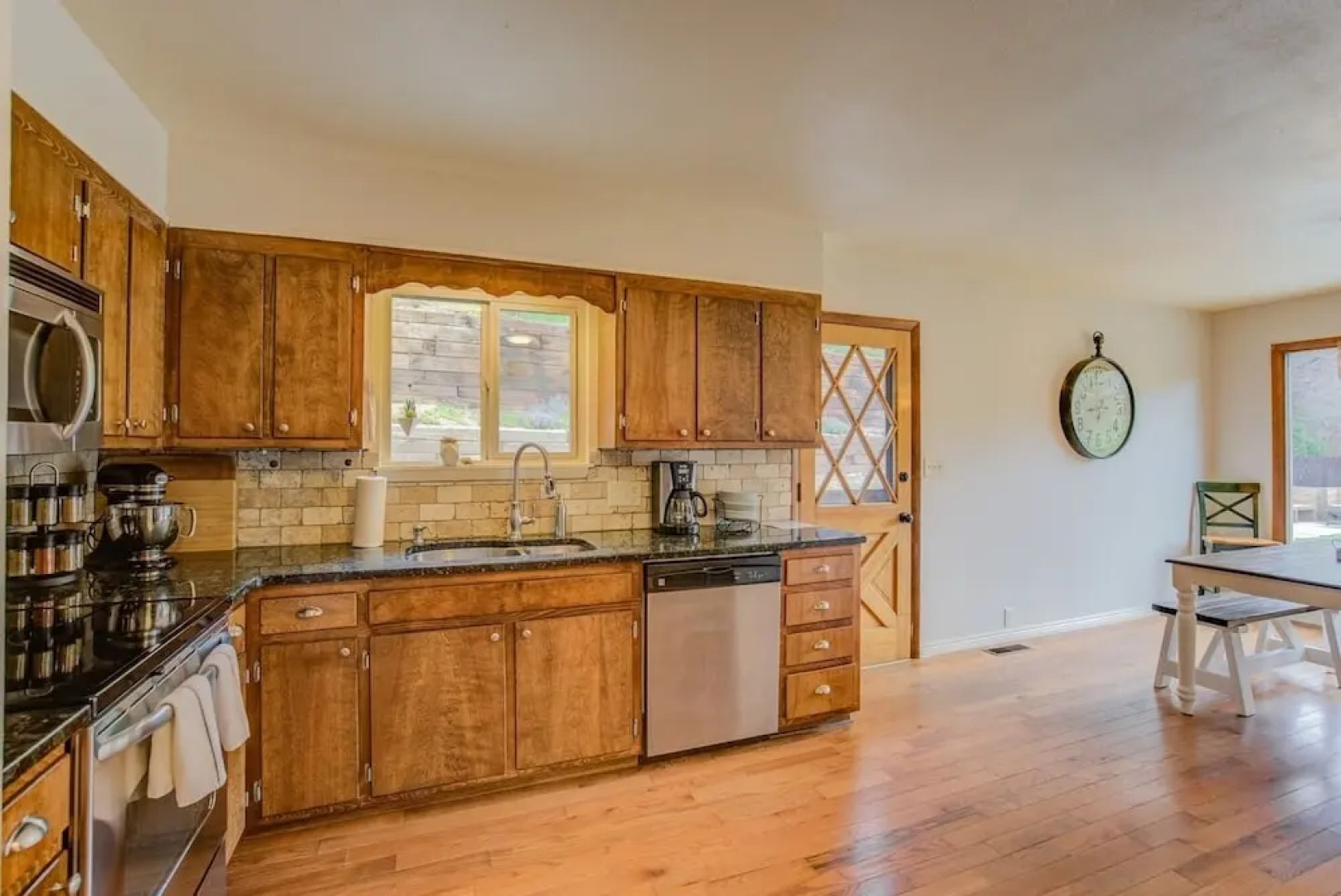 4BR Mountain Getaway Pikes Peak, Dog-friendly!