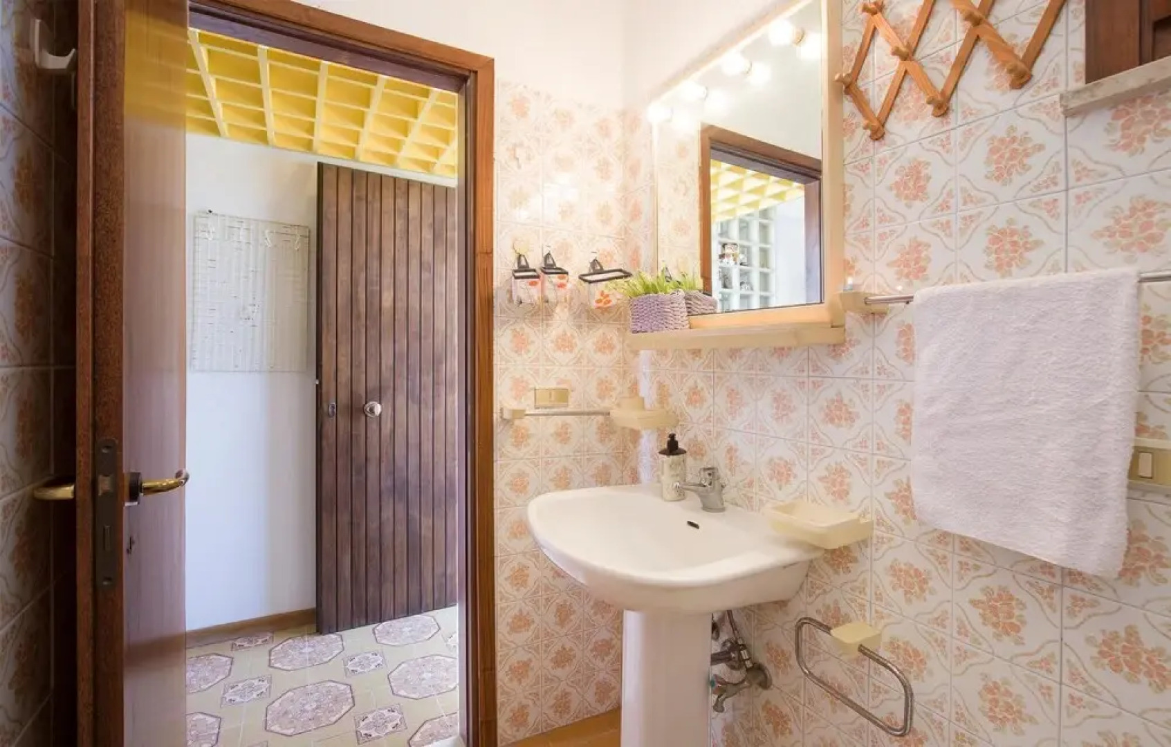 Beautiful Apartment in Cassano Allo Jonio With