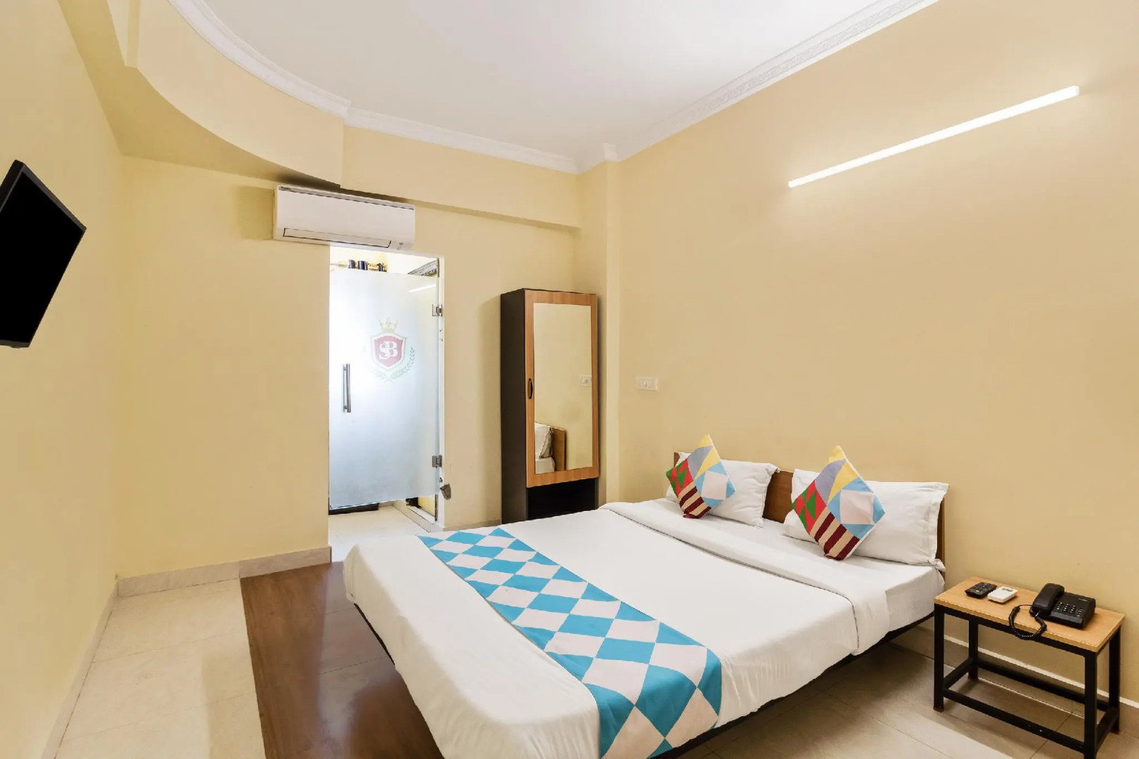 SPOT ON 73694 Hotel Prakash