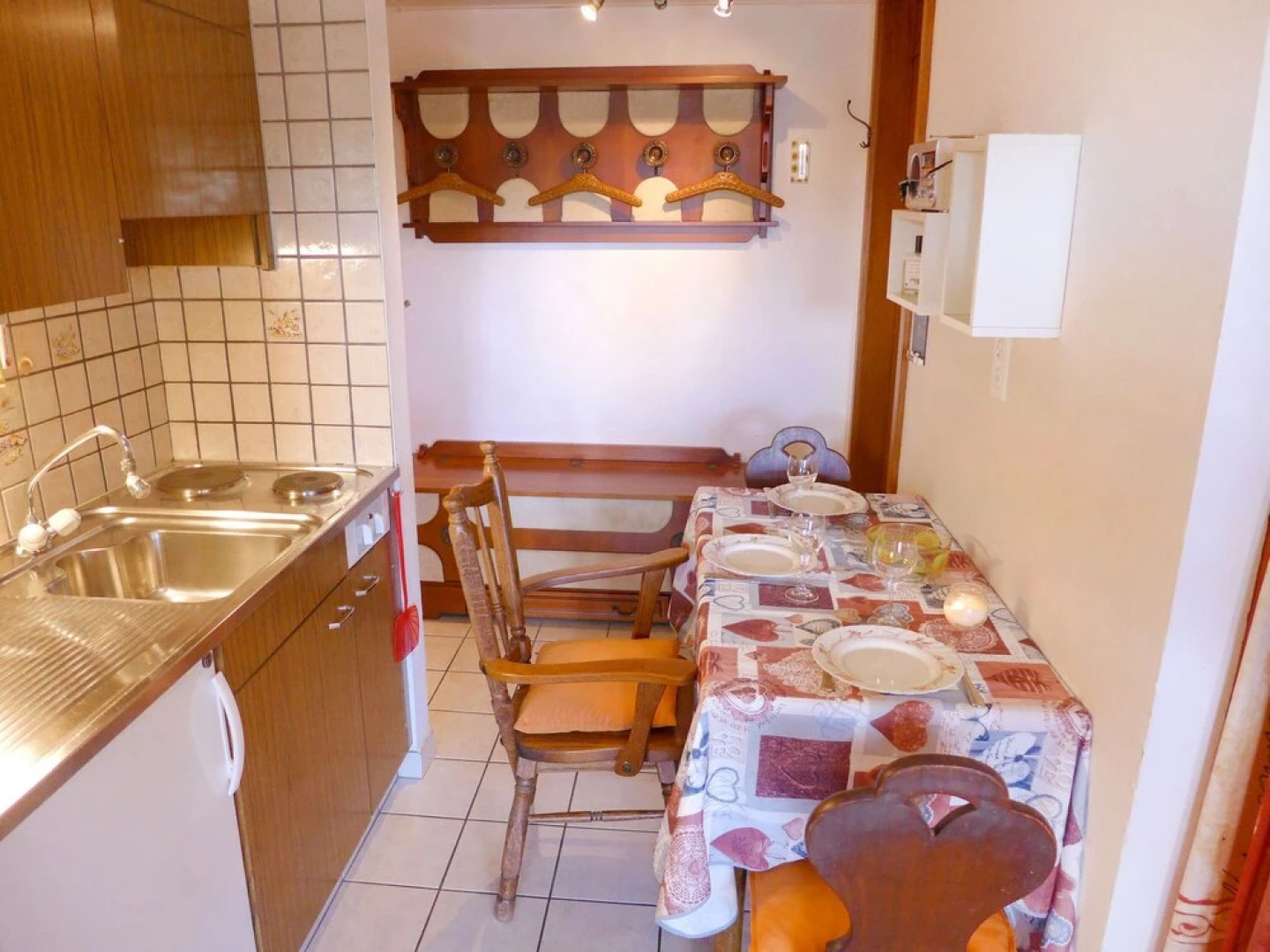 Valdor Lens in Lens With 1 Bedrooms and 1 5 Bathrooms