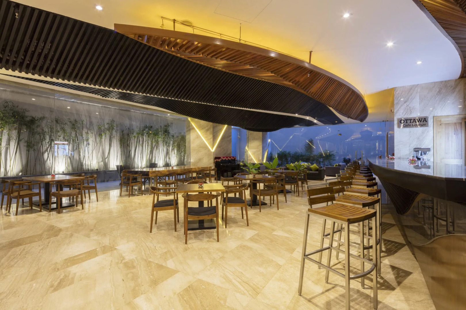 Maple Hotel & Apartment