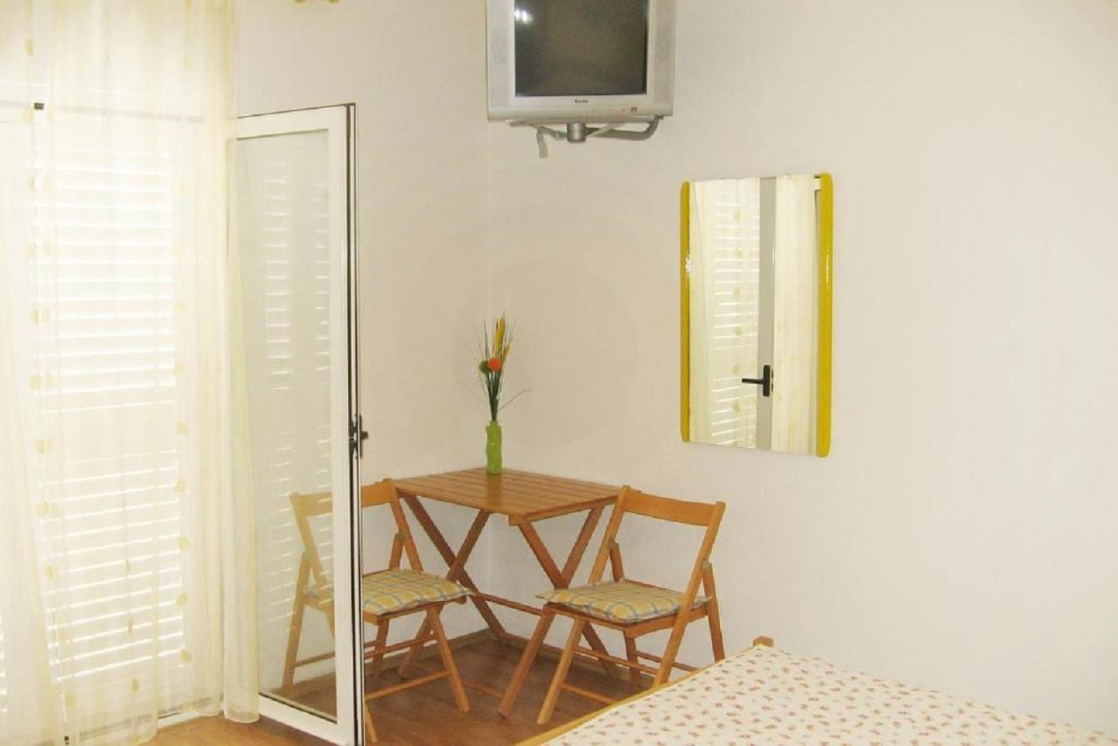 Studio apartment Mini - parking: SA1 Bol, Island Brac