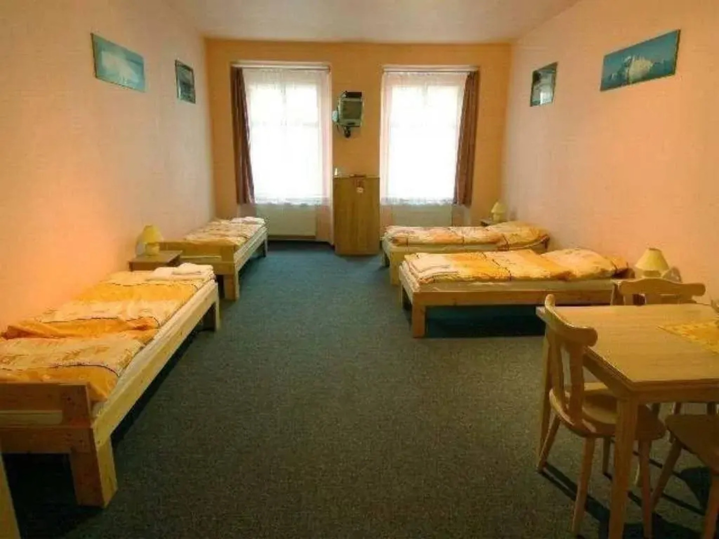 U Dvou Zlatych Klicu