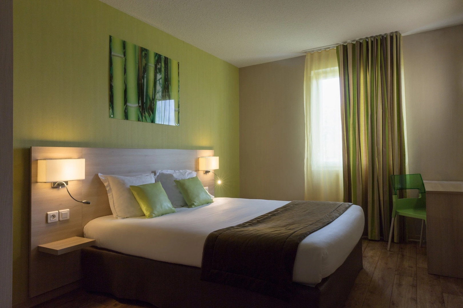 The Originals City, Hotel des Lys, Dreux