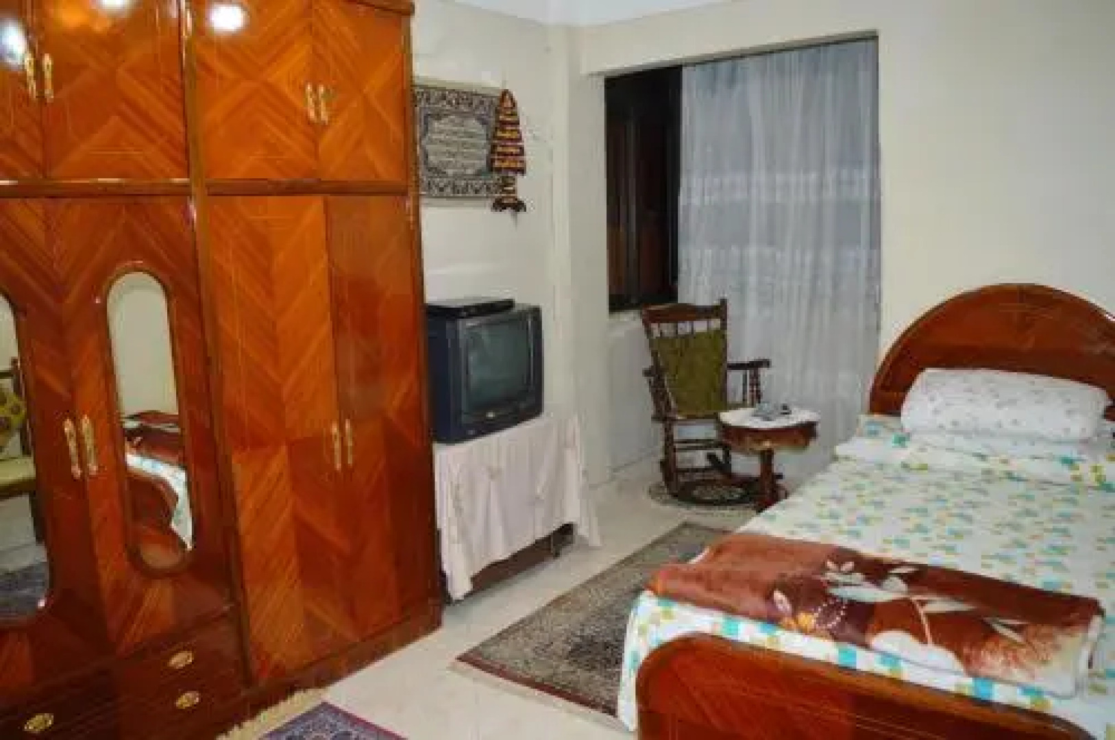 Private Room in Alexandria