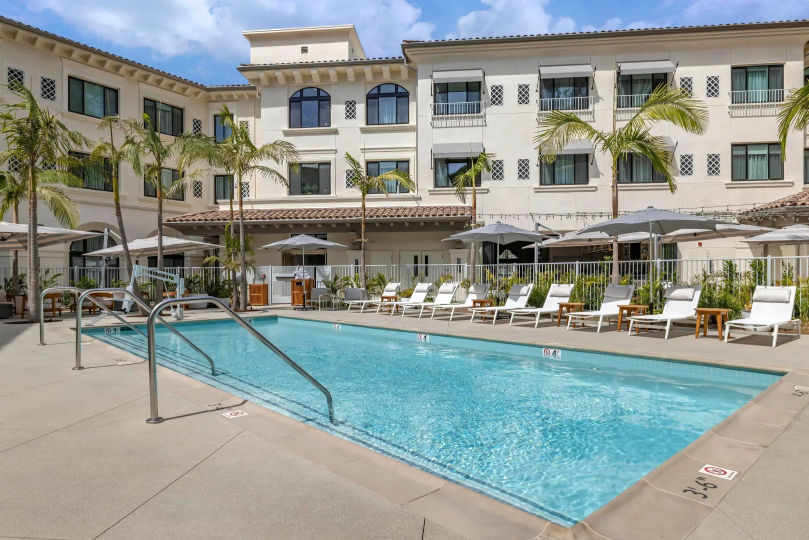 Cambria Hotel Calabasas - Malibu