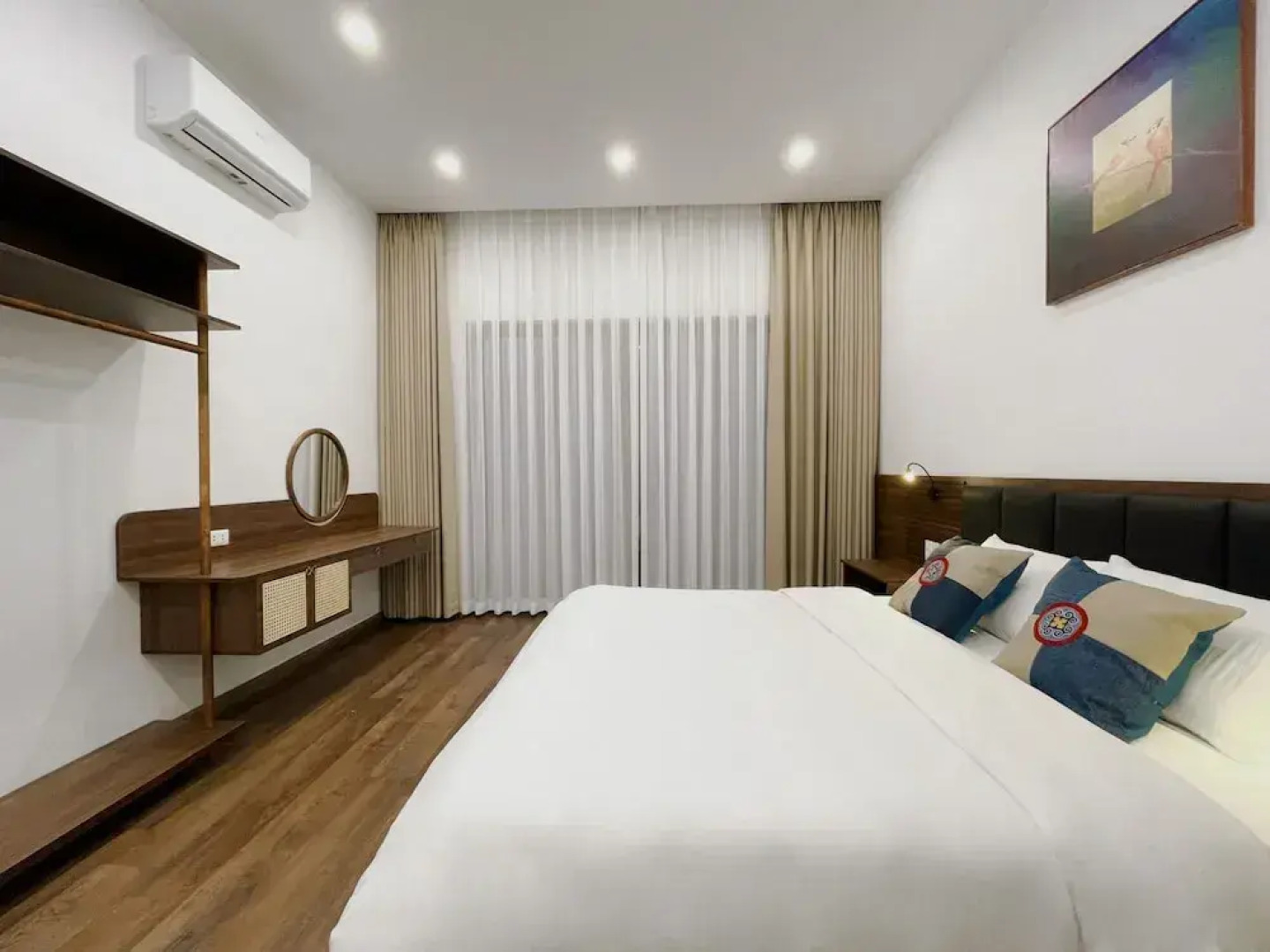 Ban Nho - Little Village