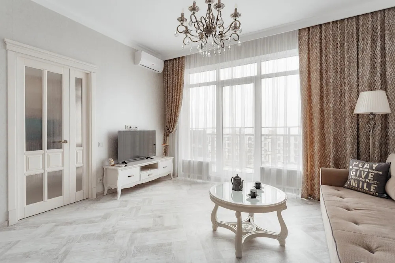 Apartment Frantsuzky Bulvar 60 G