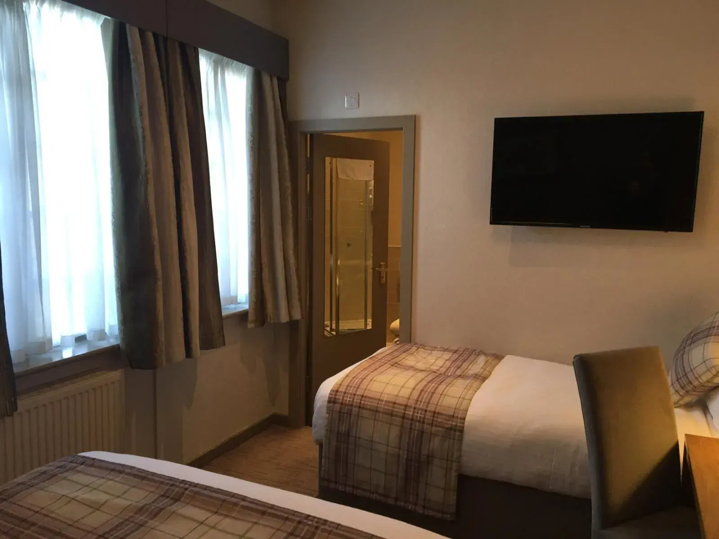 Abbey Inn
