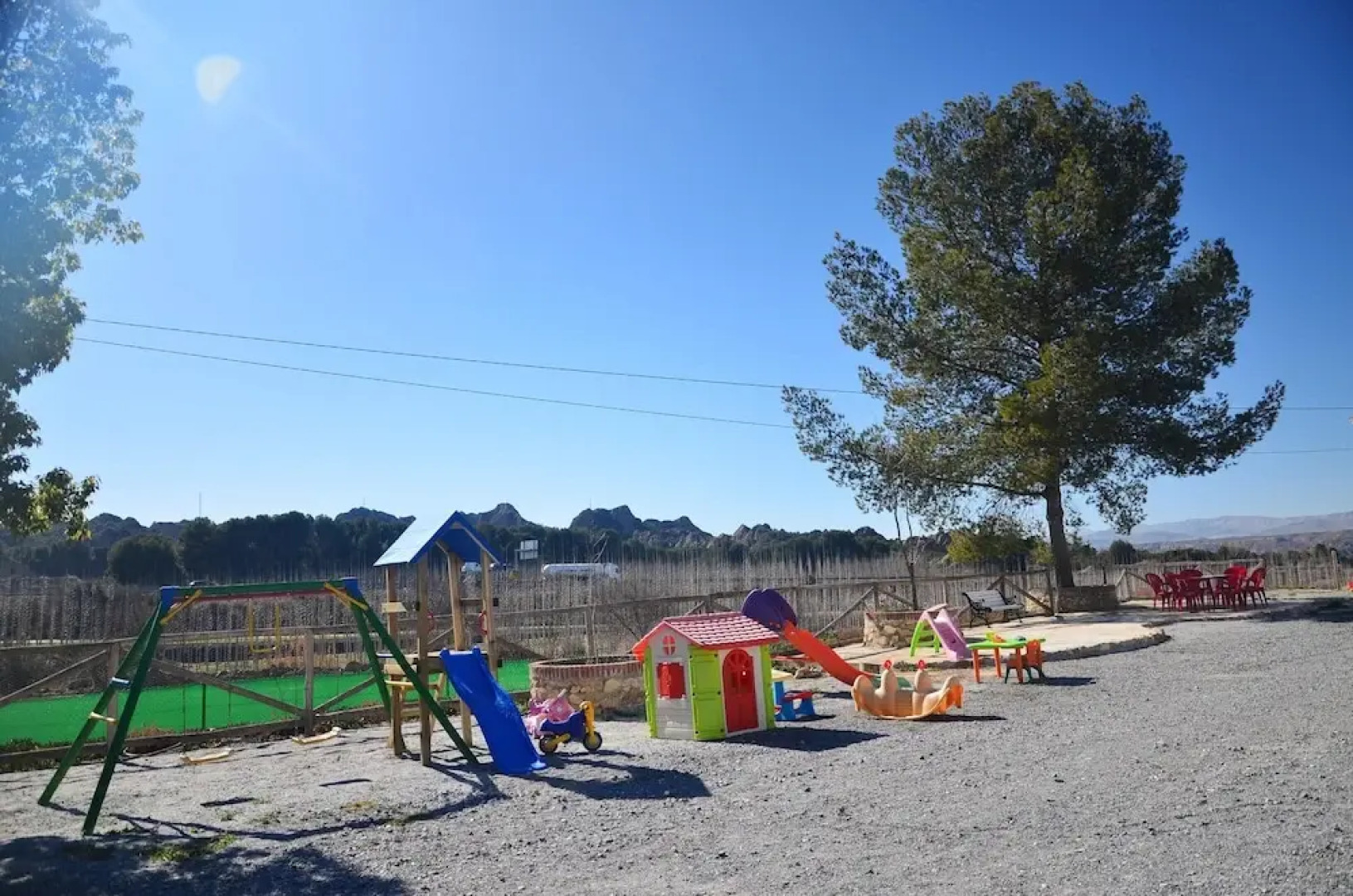 House With 4 Bedrooms in Guadix, With Wonderful Mountain View, Enclosed Garden and Wifi Near the Slopes