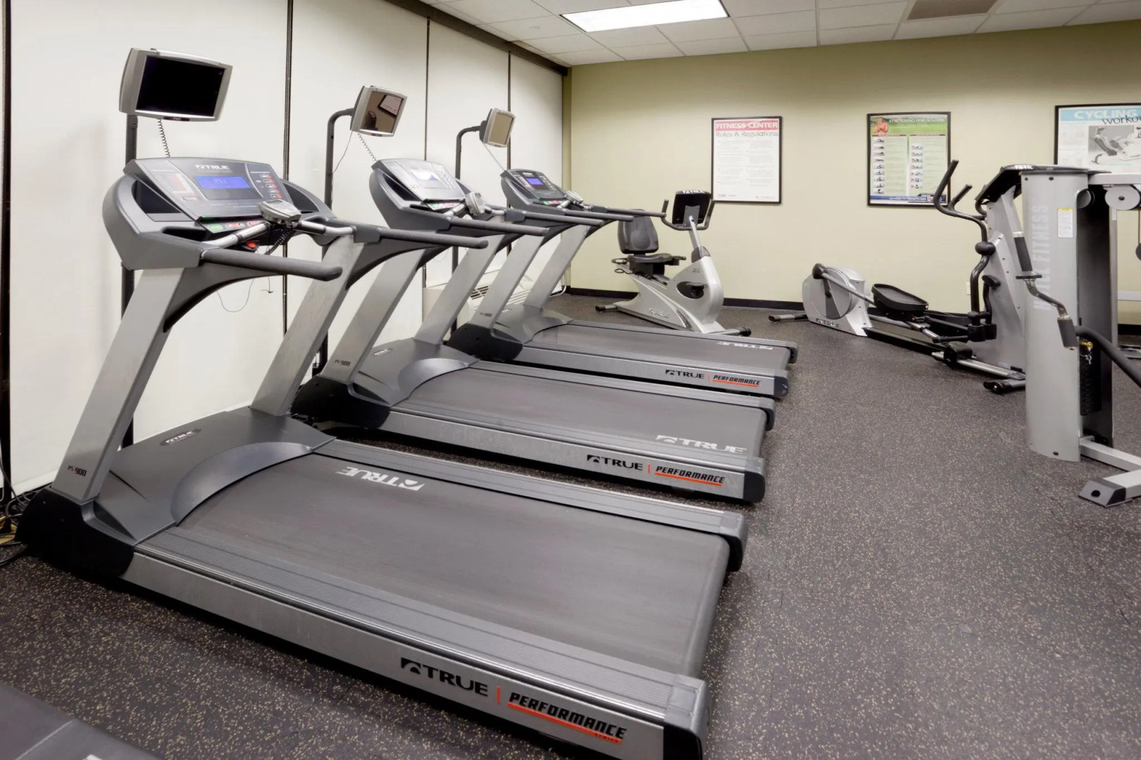 Crowne Plaza Hotel Northwest-Brookhollow