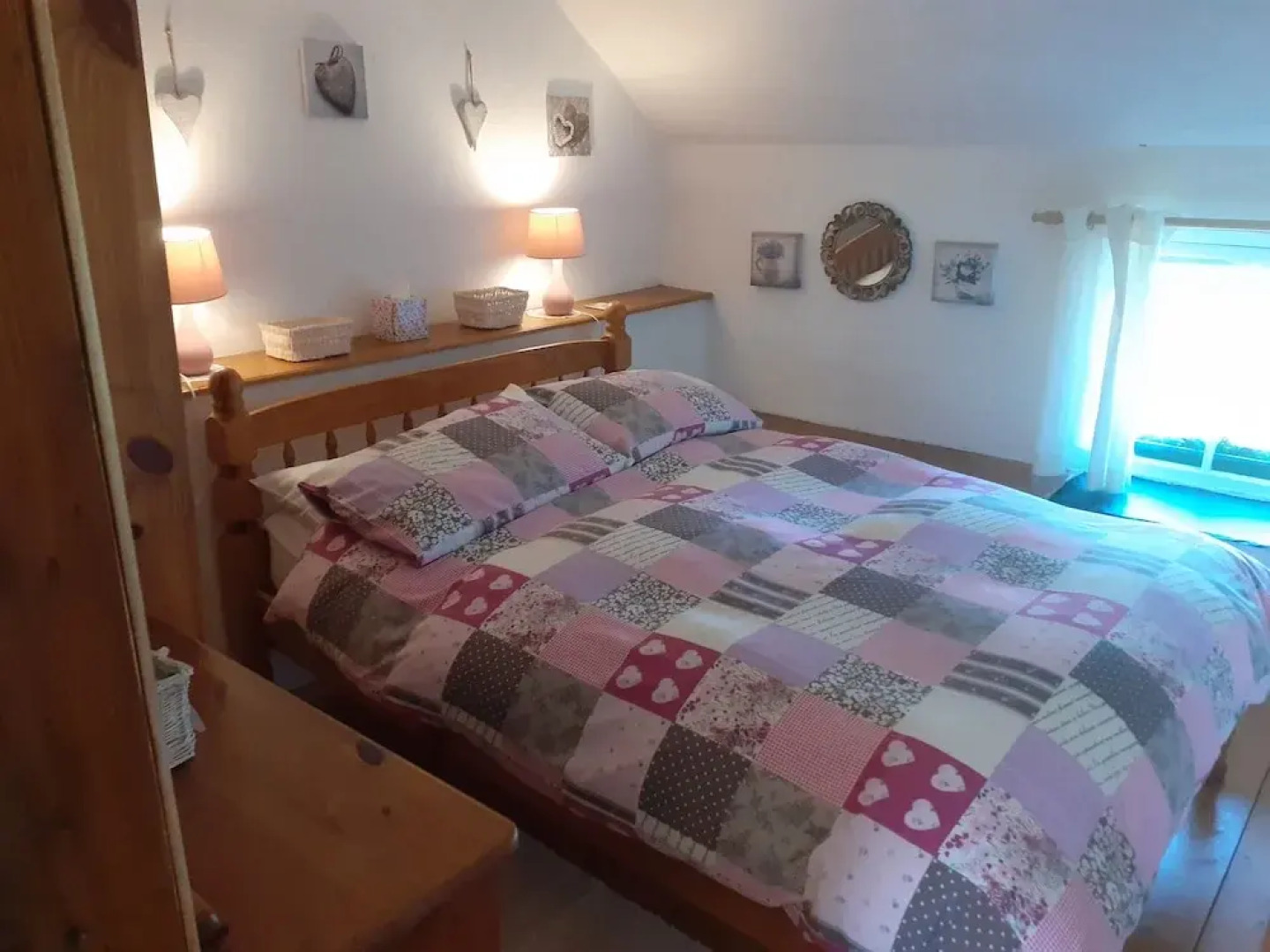 Beautiful 300 Year old Traditional Country Cottage