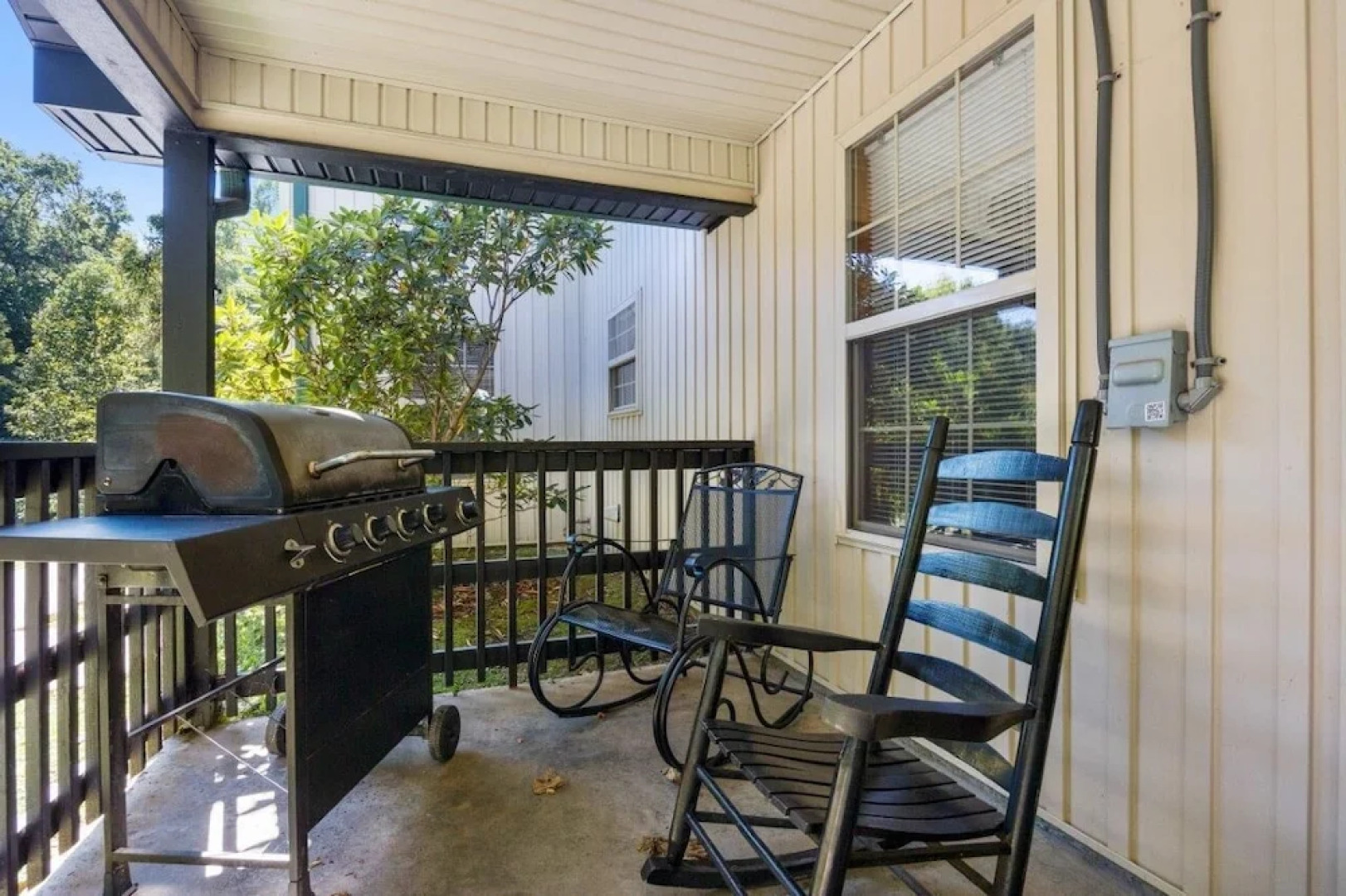 Poplar Point Condo Unit 12E - Three Bedroom Condo