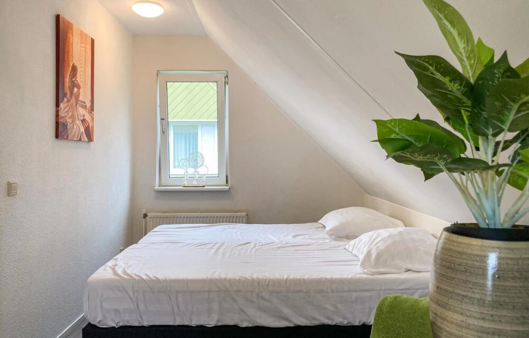 Stunning Home in Vlagtwedde With Indoor Swimming Pool, Wifi and 3 Bedrooms