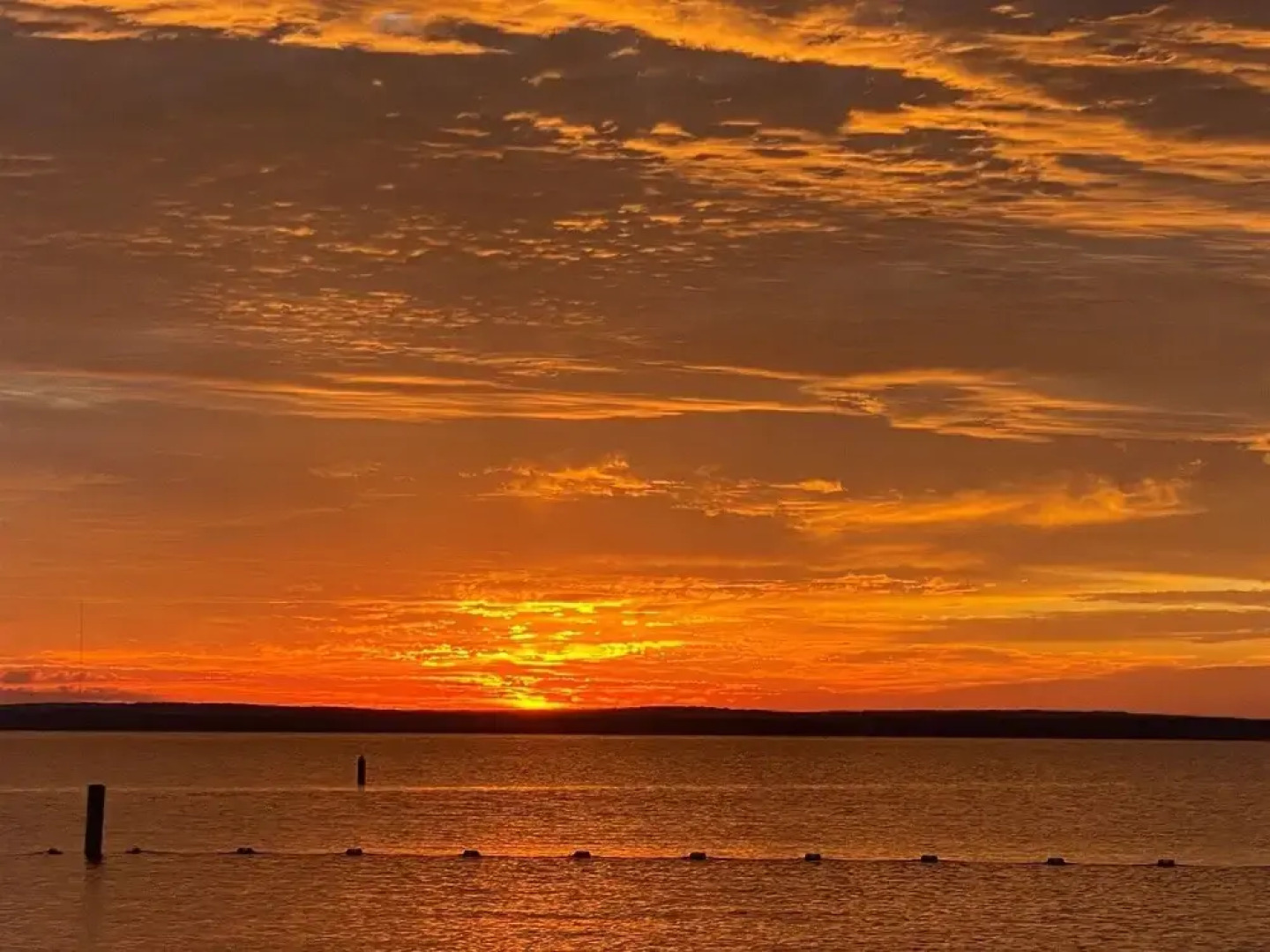 Sunrise Pines Limit 6 2 Bedroom Cottage by RedAwning