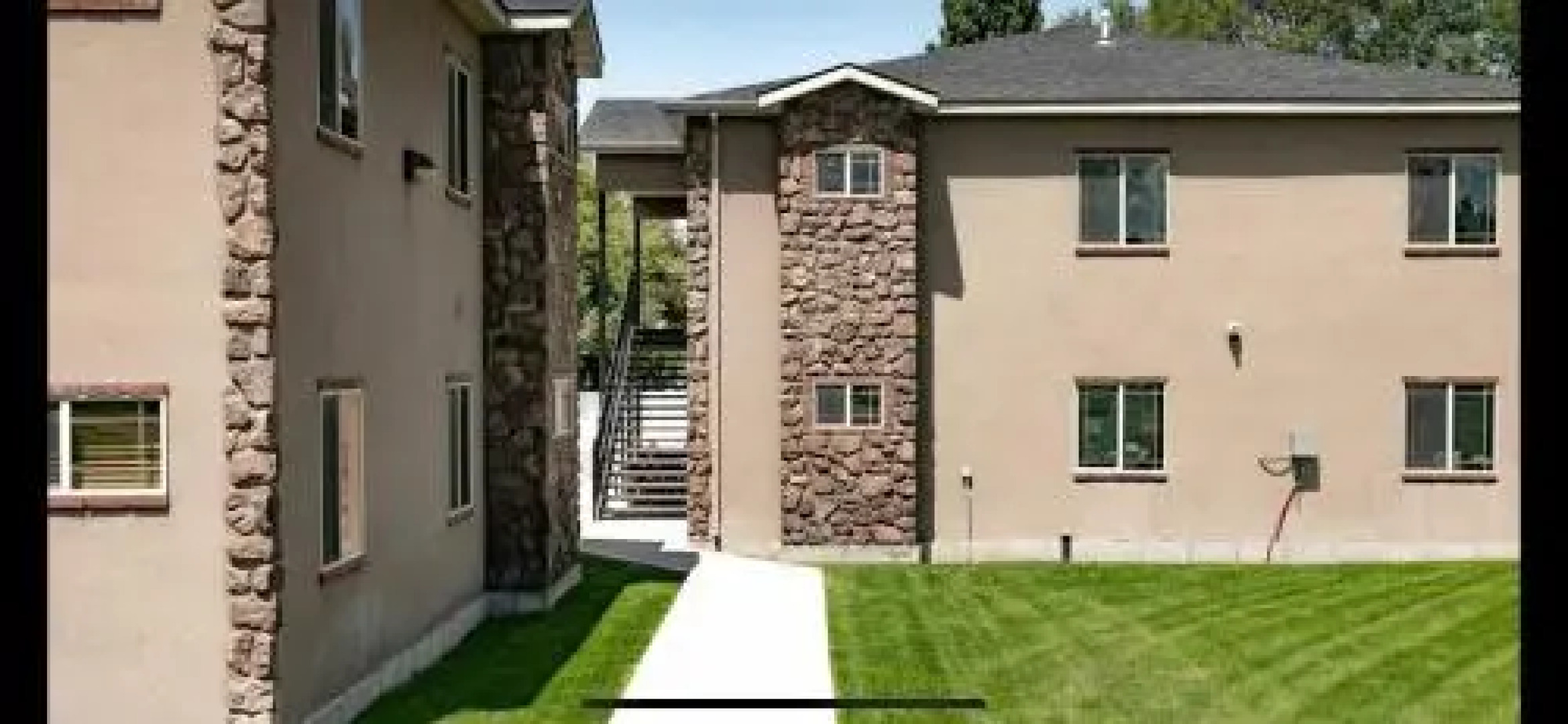 Raspberry Garden Inn & Suites