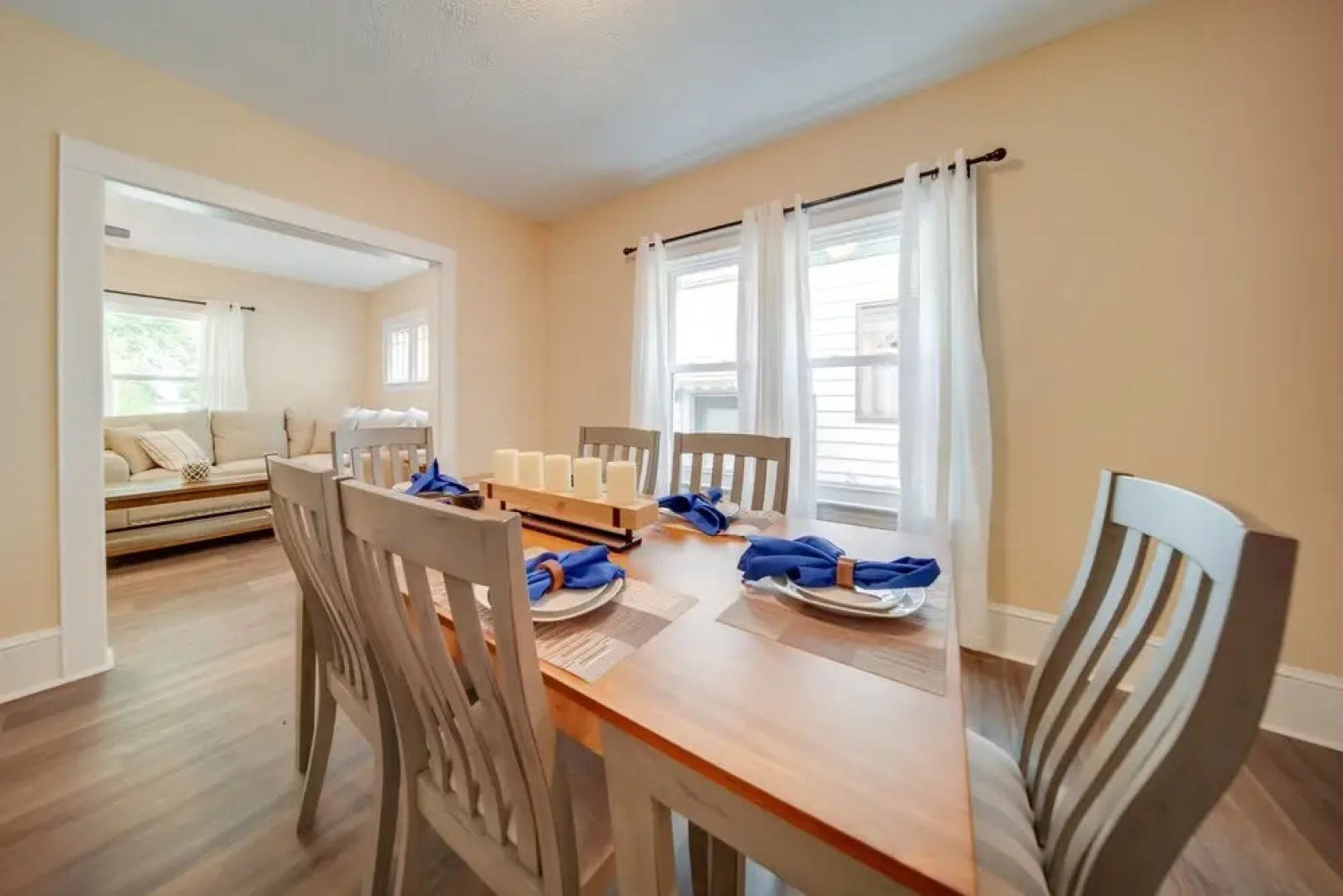 Vacation Rental w/ Porch & Views of Lake Erie!