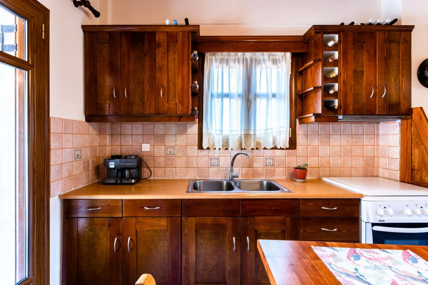 Stemnitsa Stone Residence - Comfy Mountain Getaway