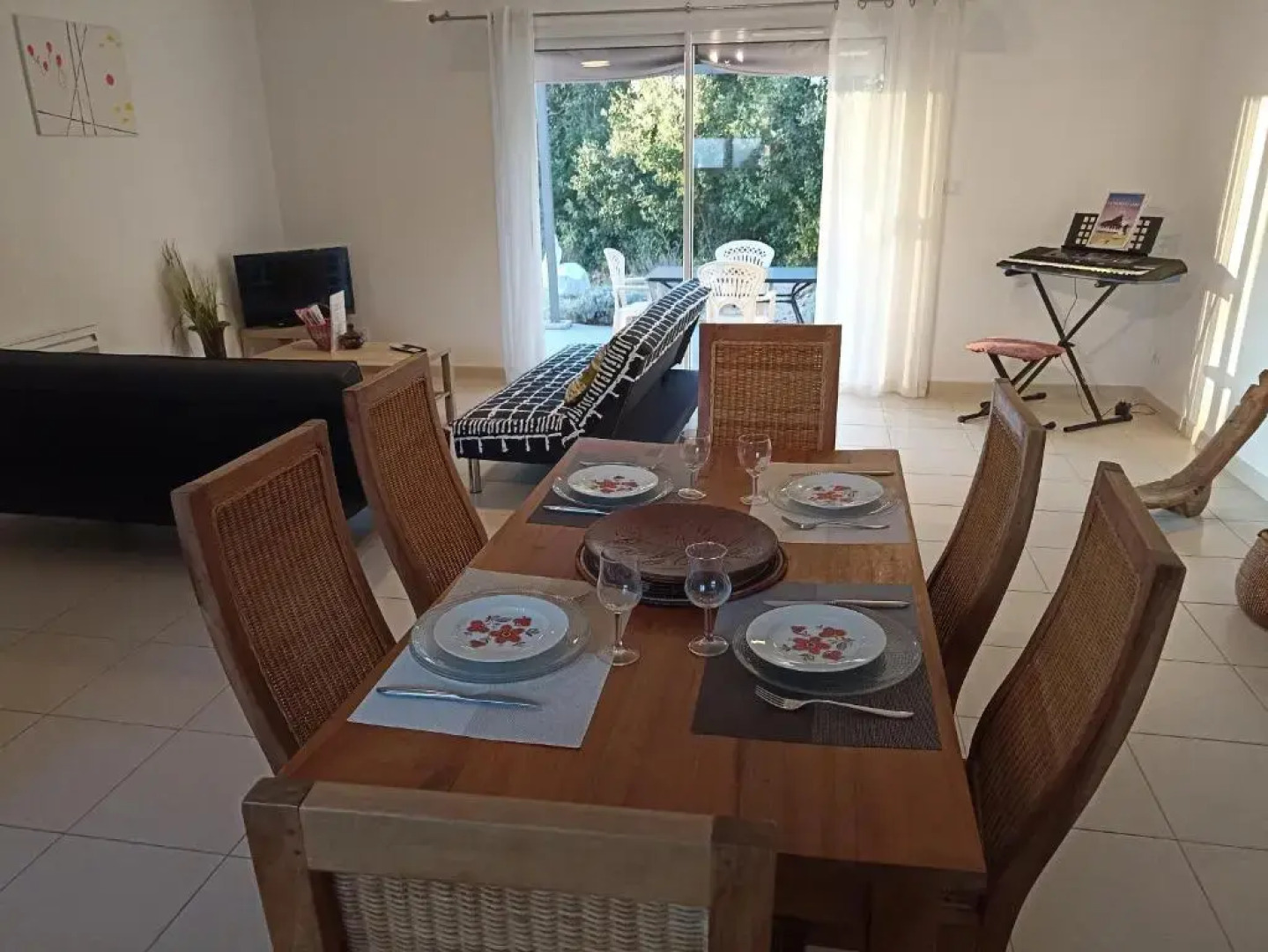 Entre Brousse Et Garrigue