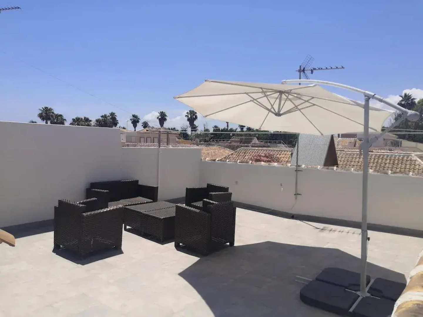 Modern Refurbished Bungalow, Communial Poolwifi