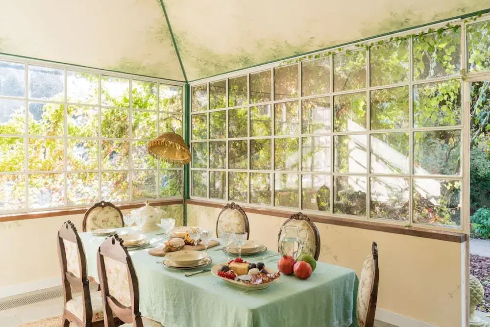 Charming 1BR Suite in Revislate