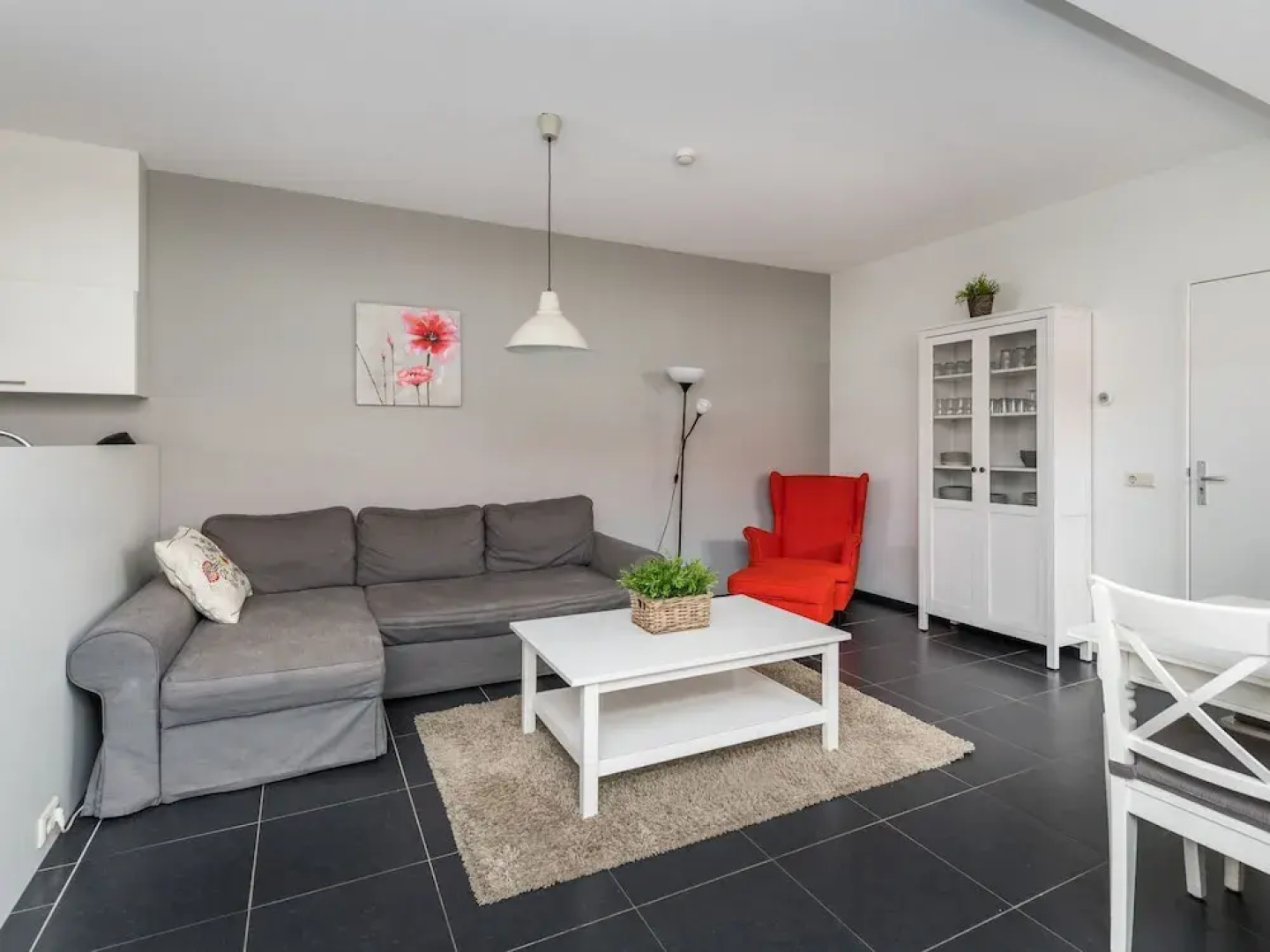 Magnificent 6-person Apartment With Roof Terrace in Ouddorp Town Centre