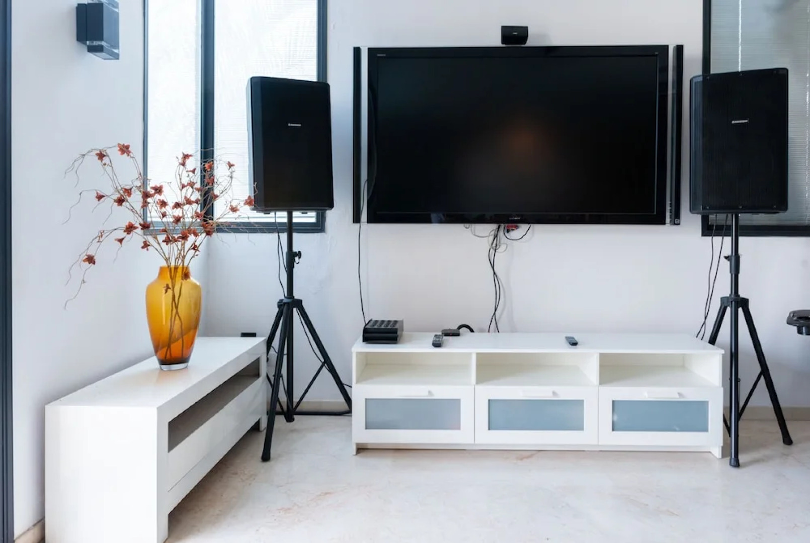 Grace Holon Villa & Pool