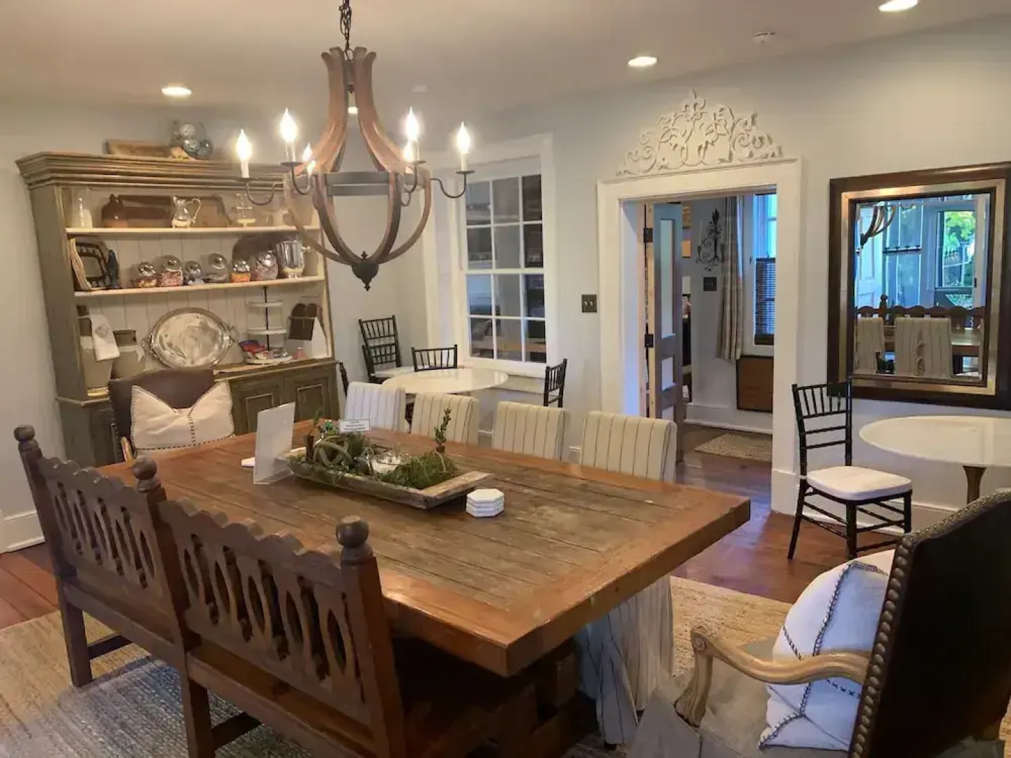 Boyd Harvey Main House And Carriage House 4 Bedroom Home by RedAwning