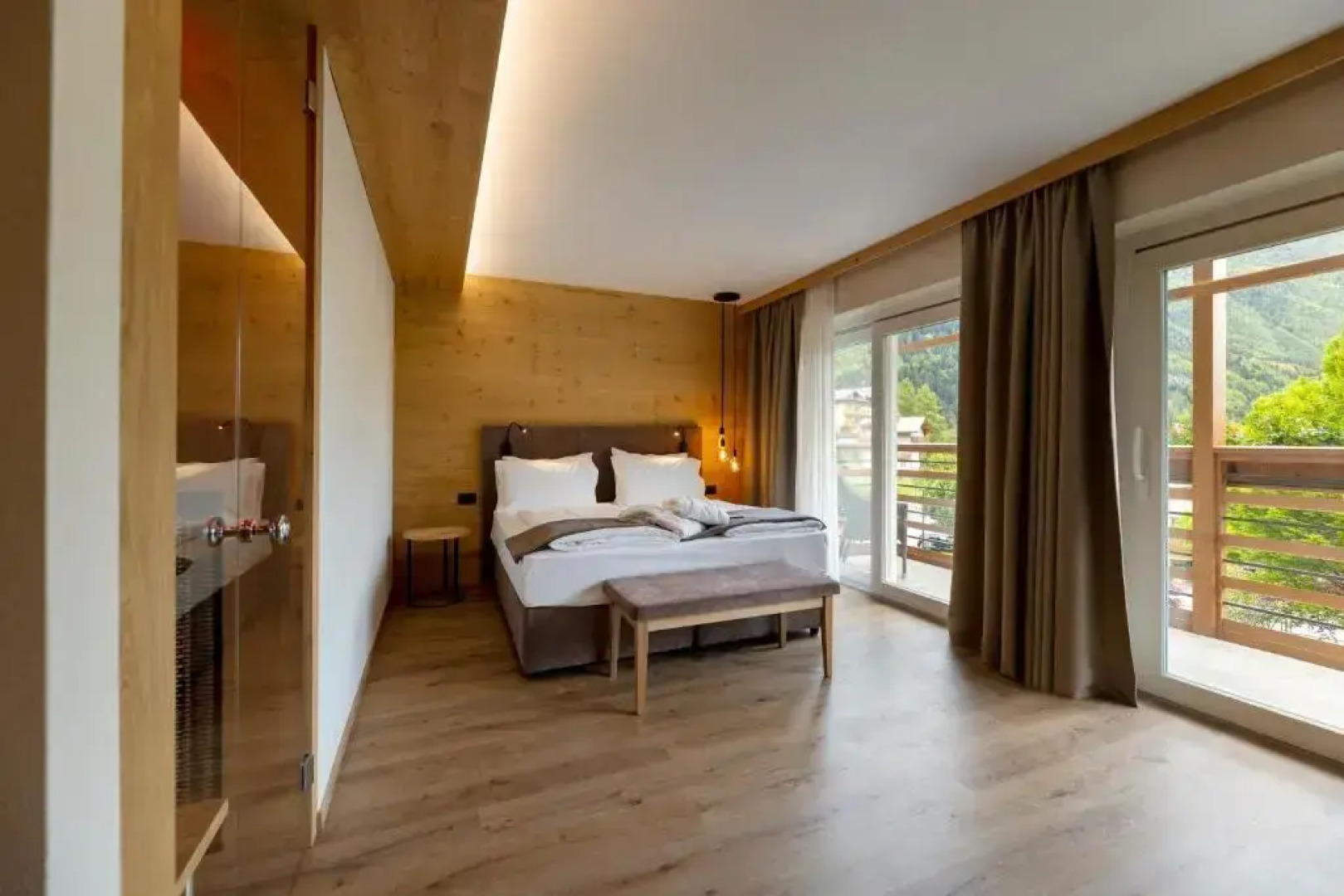 Lido Hotel & Apartments