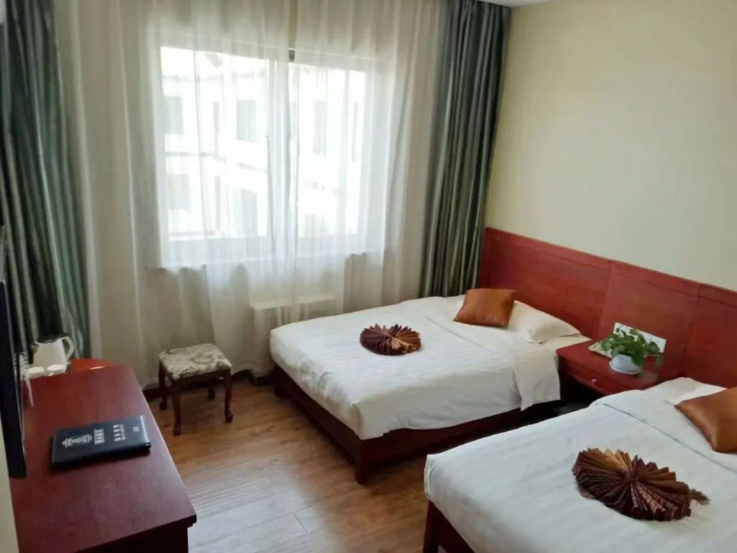 Super 8 Hotel Dunhuang Feng Qing Cheng