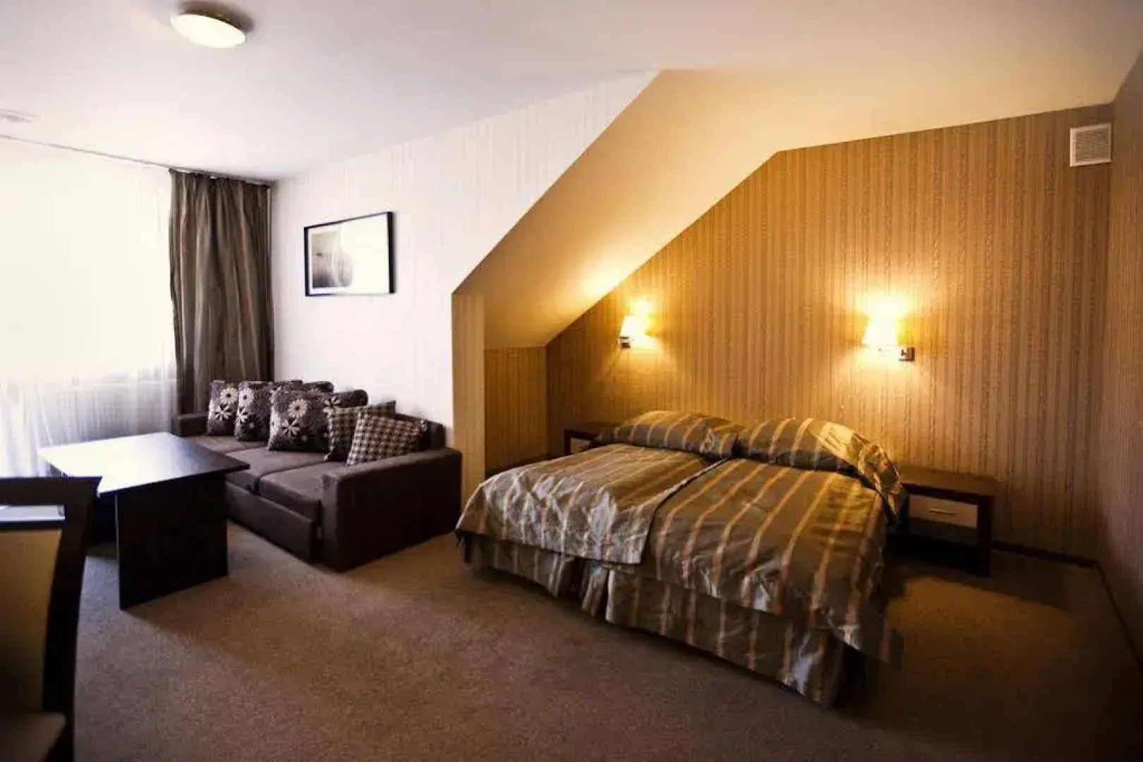 Hotel Cztery Pory Roku