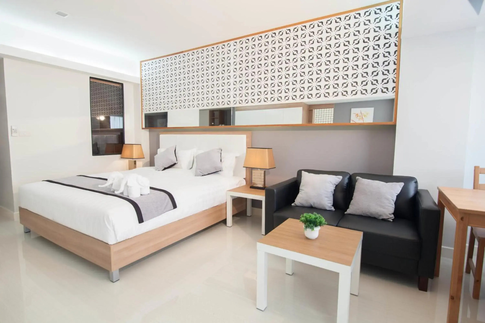 Racha Residence Sri Racha