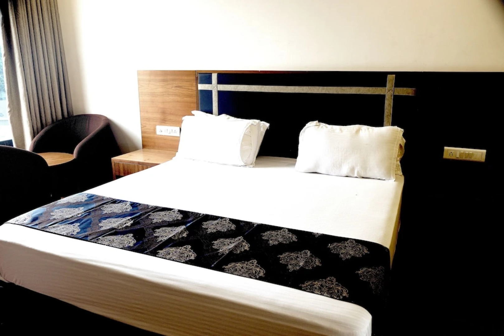 Heaven7 Hotel & Resort