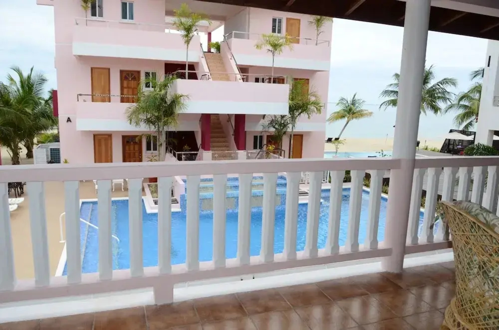 Miramar Apartments