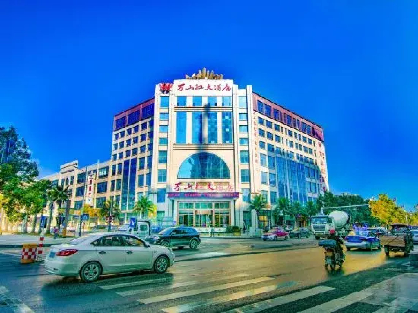 Wanshanhong Hotel (Tongren No.6 Middle School Gymnasium Branch)