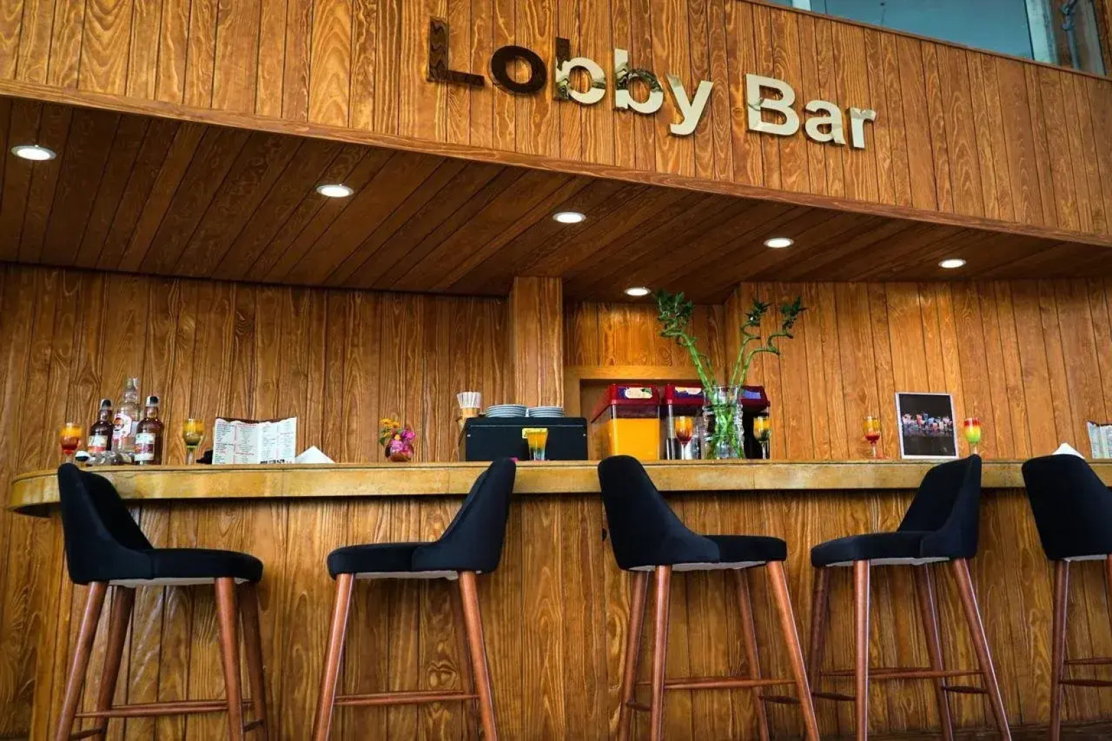 Eagles Downtown Zahabia & Beach Resort