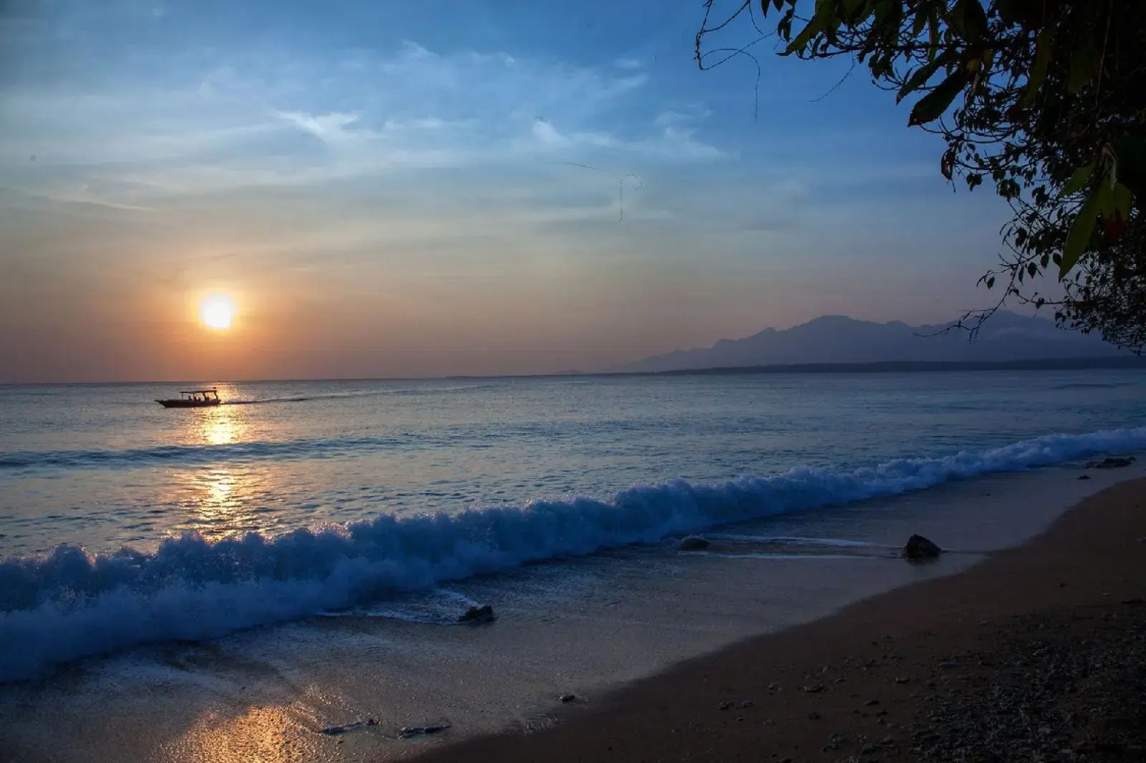 Nusa Bay Menjangan By Whm