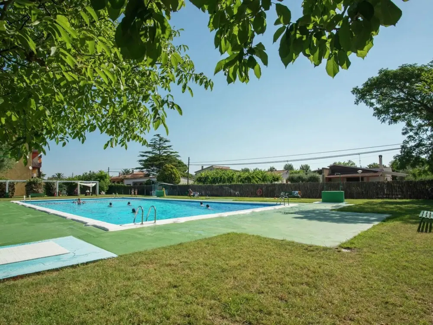 Modern Apartment in St Pere Pescador With Swimming Pool