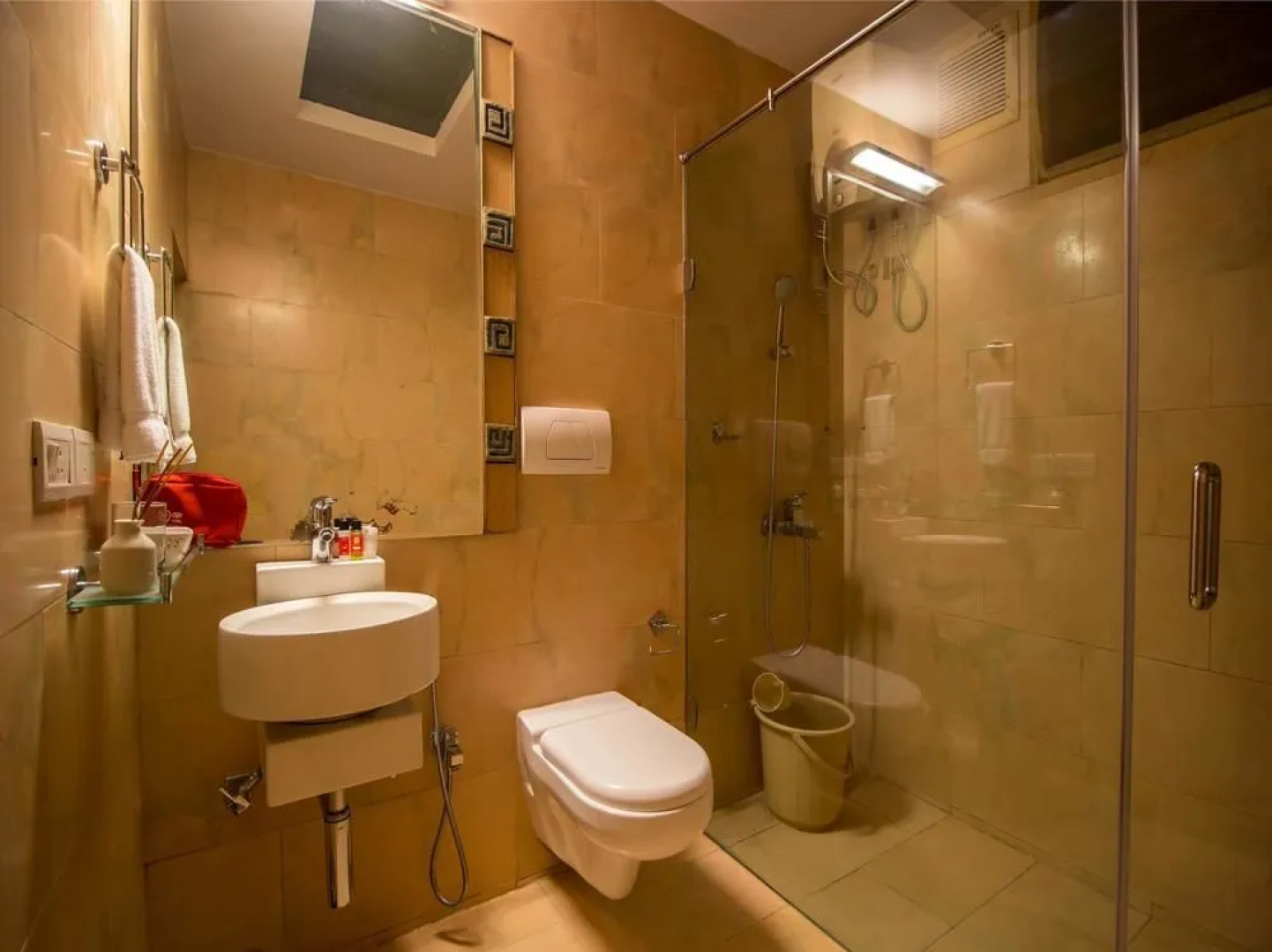 Classic Luxury Service Apartment