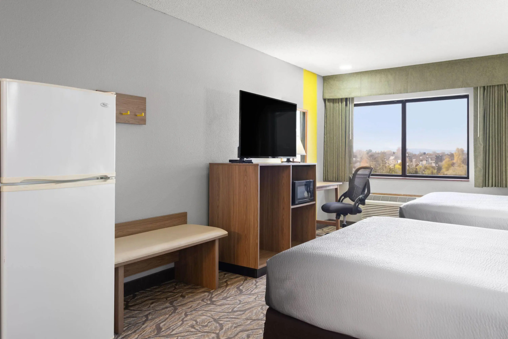 Super 8 by Wyndham Baker City