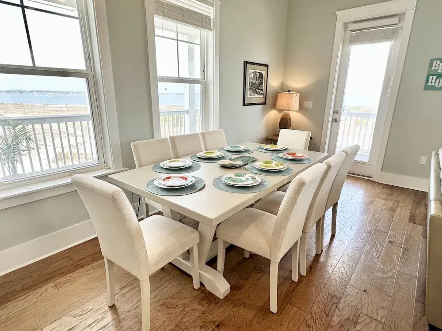 Sunset View 4 Bedroom Home by RedAwning