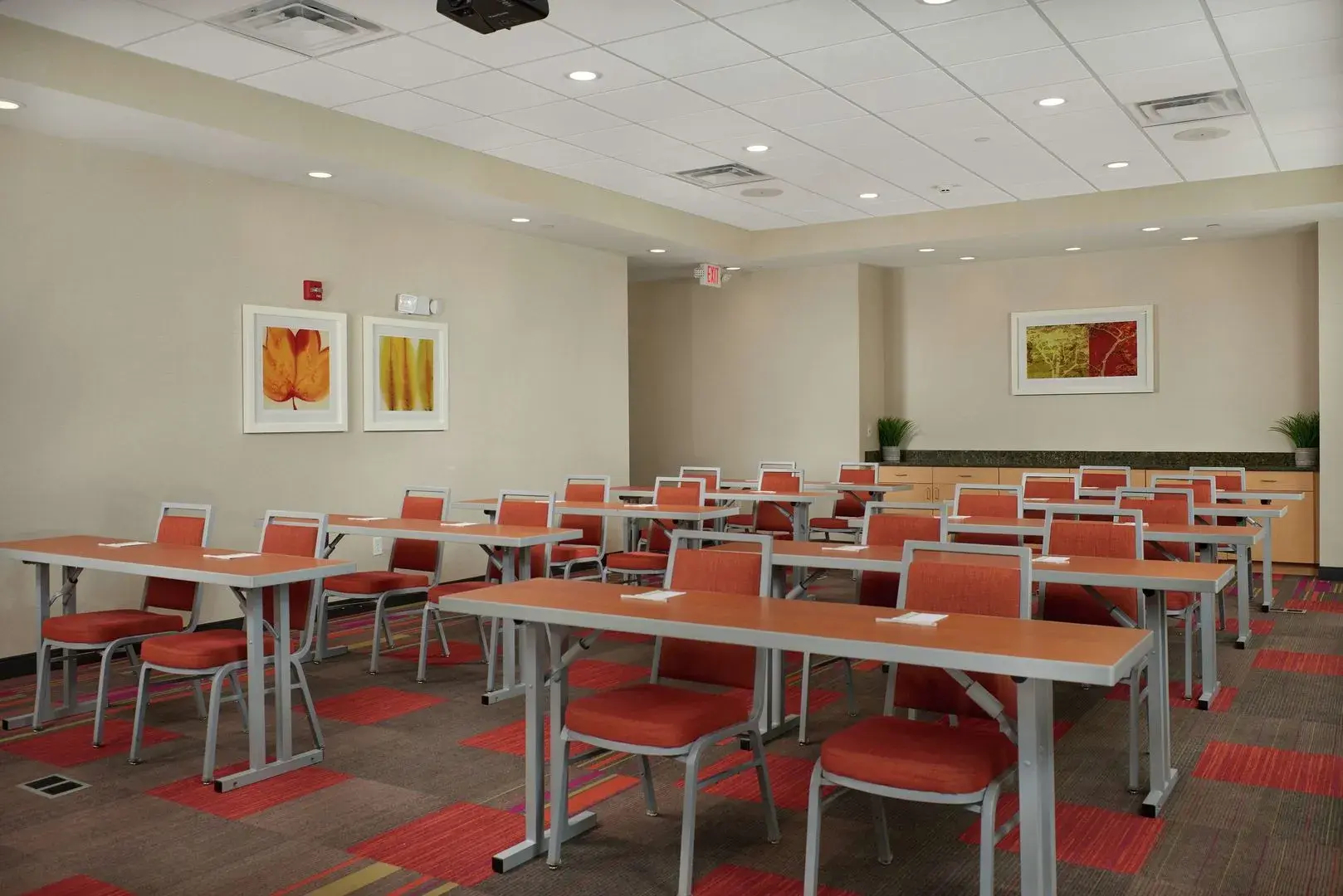 Home2 Suites by Hilton Youngstown West/Austintown