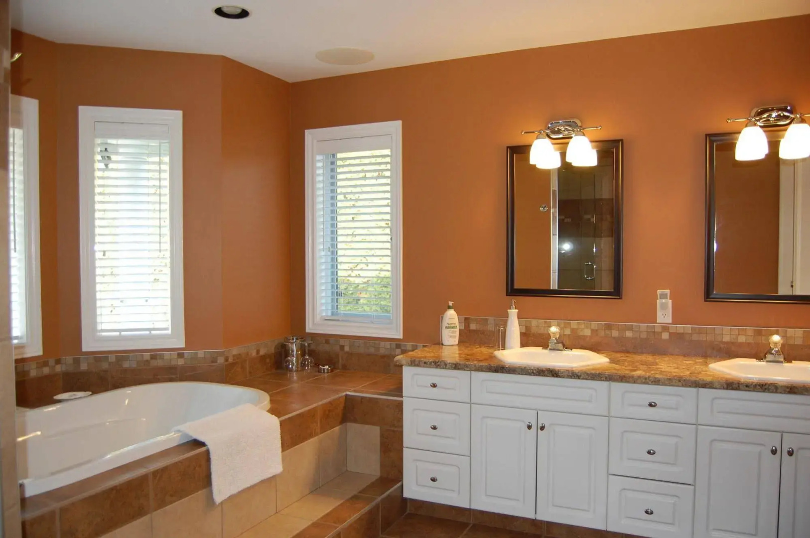 Lakeshore Bed & Breakfast